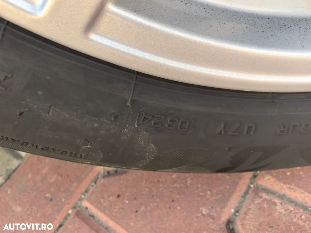 BMW Seria 3 320i AT - 24