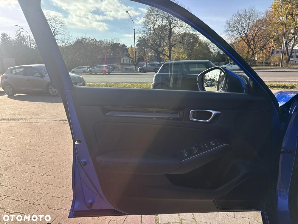 Honda Civic 2.0 i-MMD Advance BSI CVT - 10