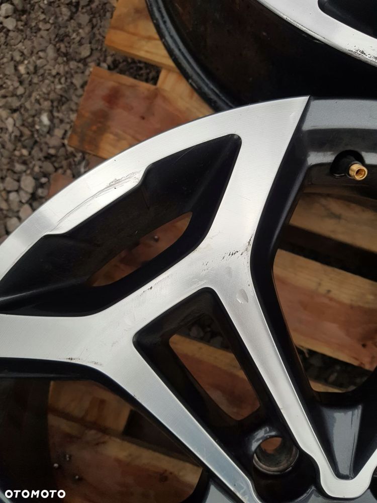 alufelgi 403005710r renault captur koleos 7.0''x 19'' 5x114.3 et 40 - 8