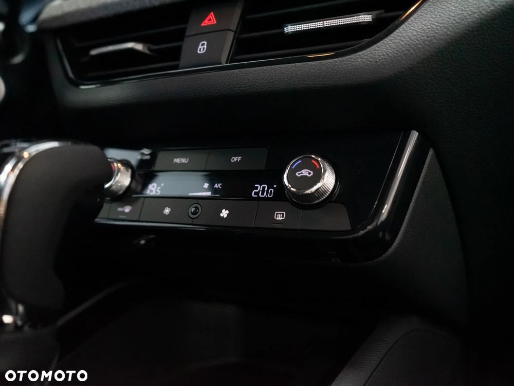 Skoda Kamiq 1.5 TSI Selection DSG - 33