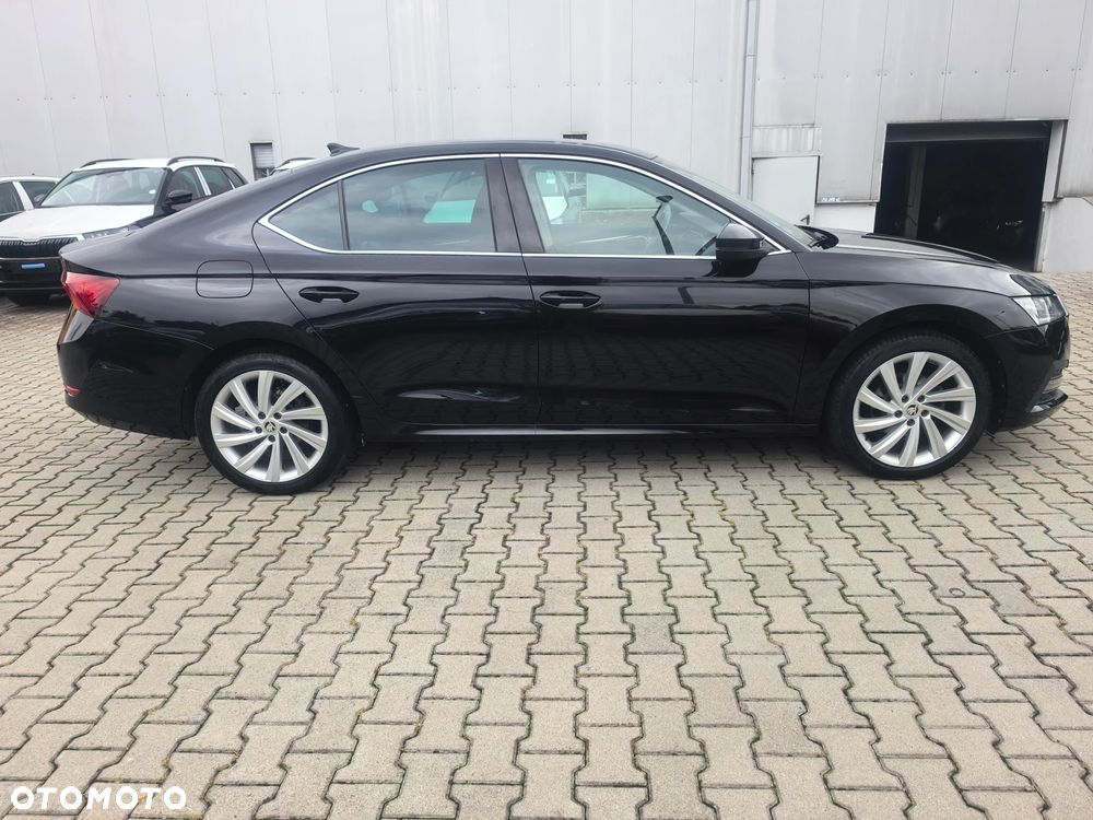 Skoda Octavia 2021 photo 4