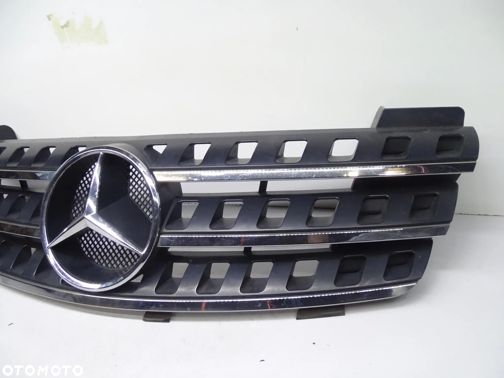 Mercedes ML W164 Grill Atrapa 1648880241 - 3
