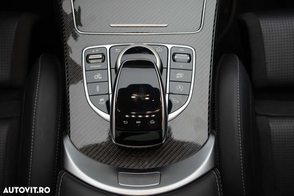 Mercedes-Benz C 63 AMG S AMG Speedshift MCT 9G - 40