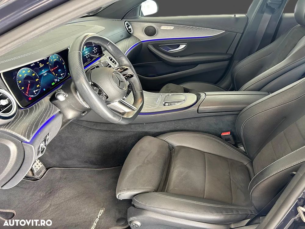 Mercedes-Benz E 300 de 9G-TRONIC AMG Line - 12