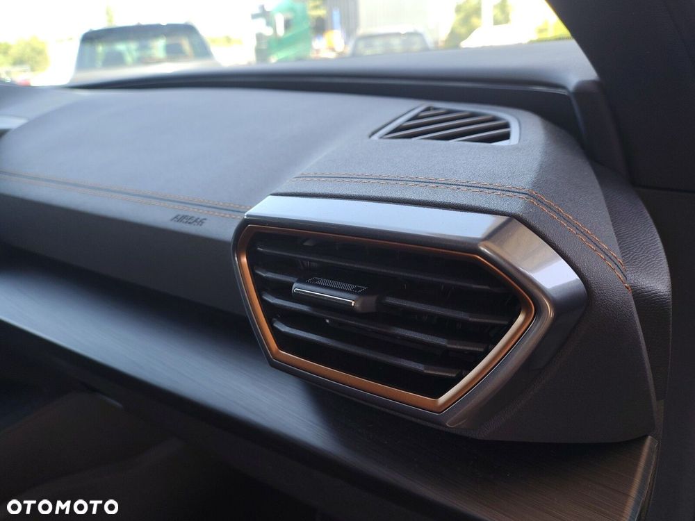 Cupra Formentor 1.4 e-Hybrid VZ DSG - 22