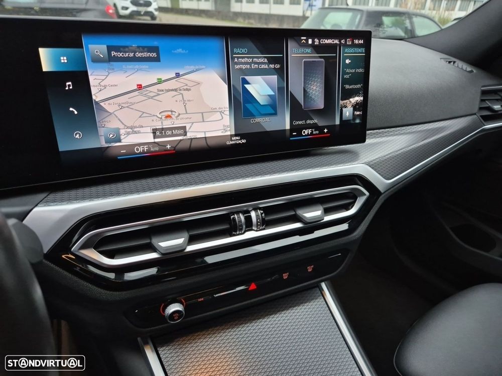 BMW 320 d Pack Desportivo M Auto - 29