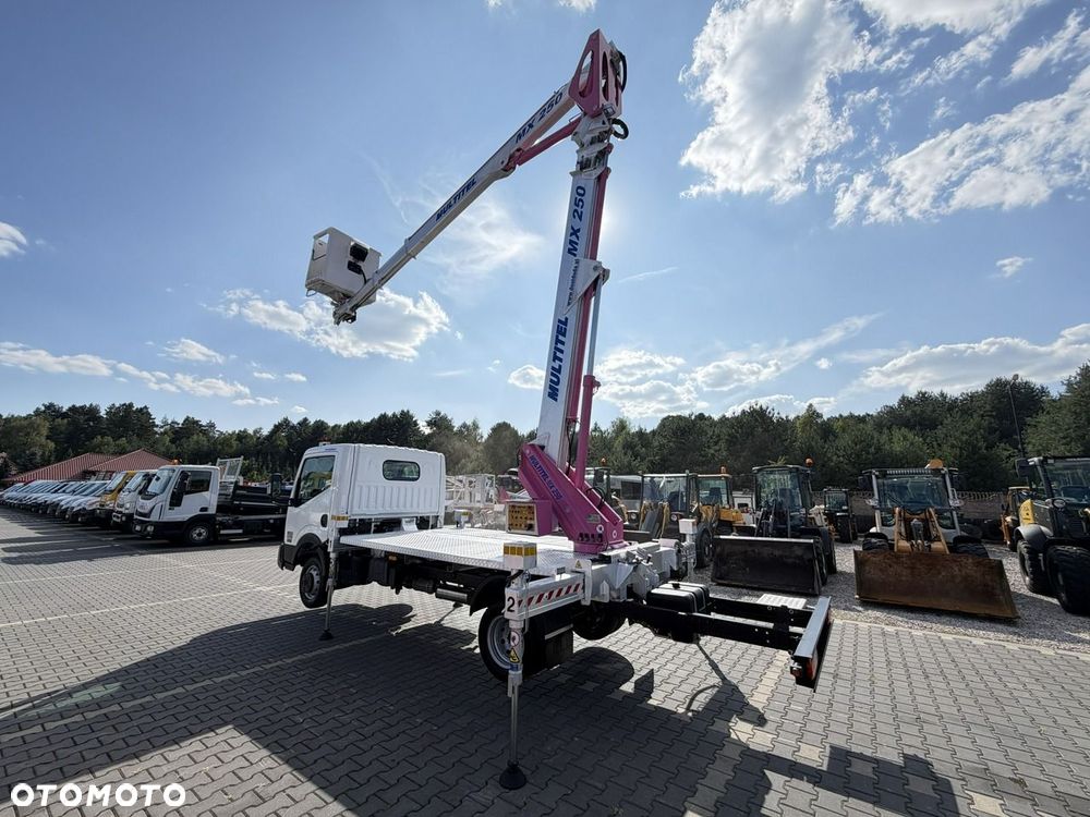 Nissan Cabstar - 18