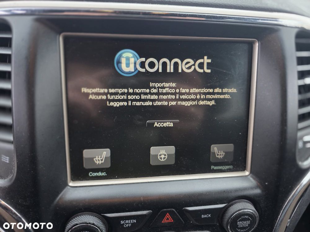 Jeep Grand Cherokee - 8