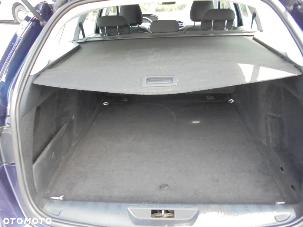 Peugeot 308 SW BlueHDi 150 Automatik Stop & Start Allure - 22