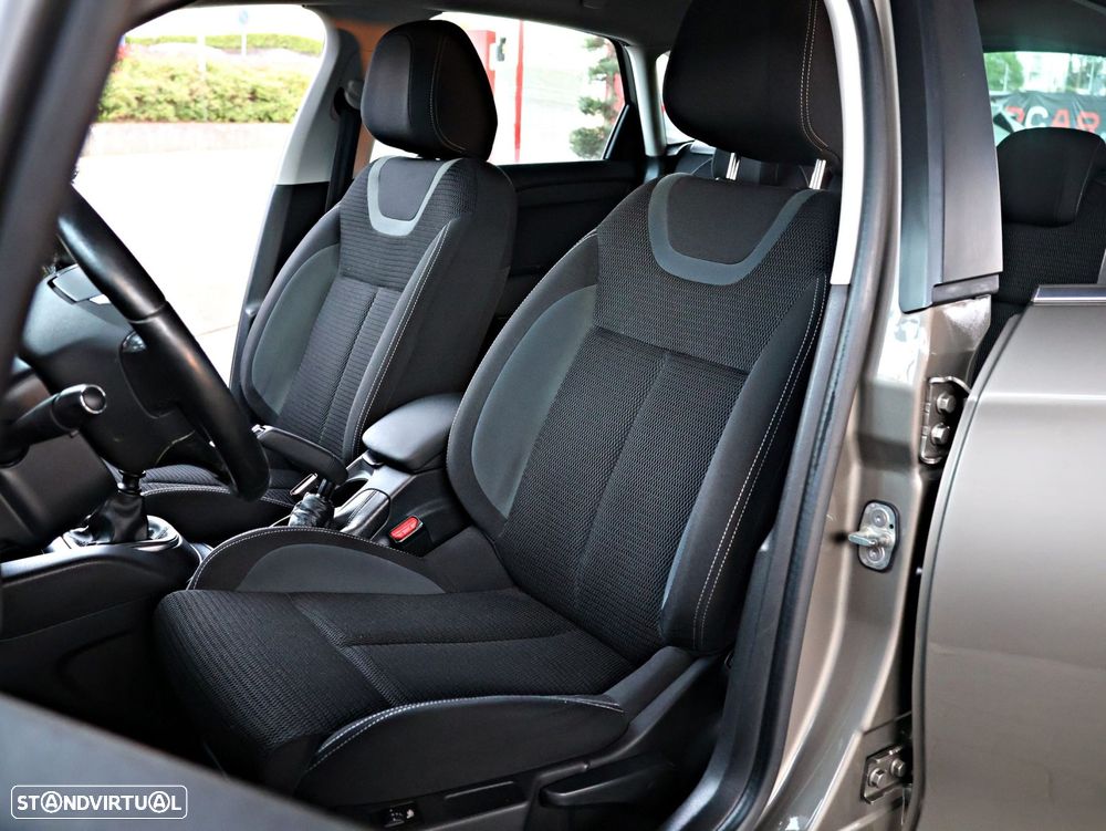 Citroën C4 1.6 BlueHDi Feel Edtion - 23