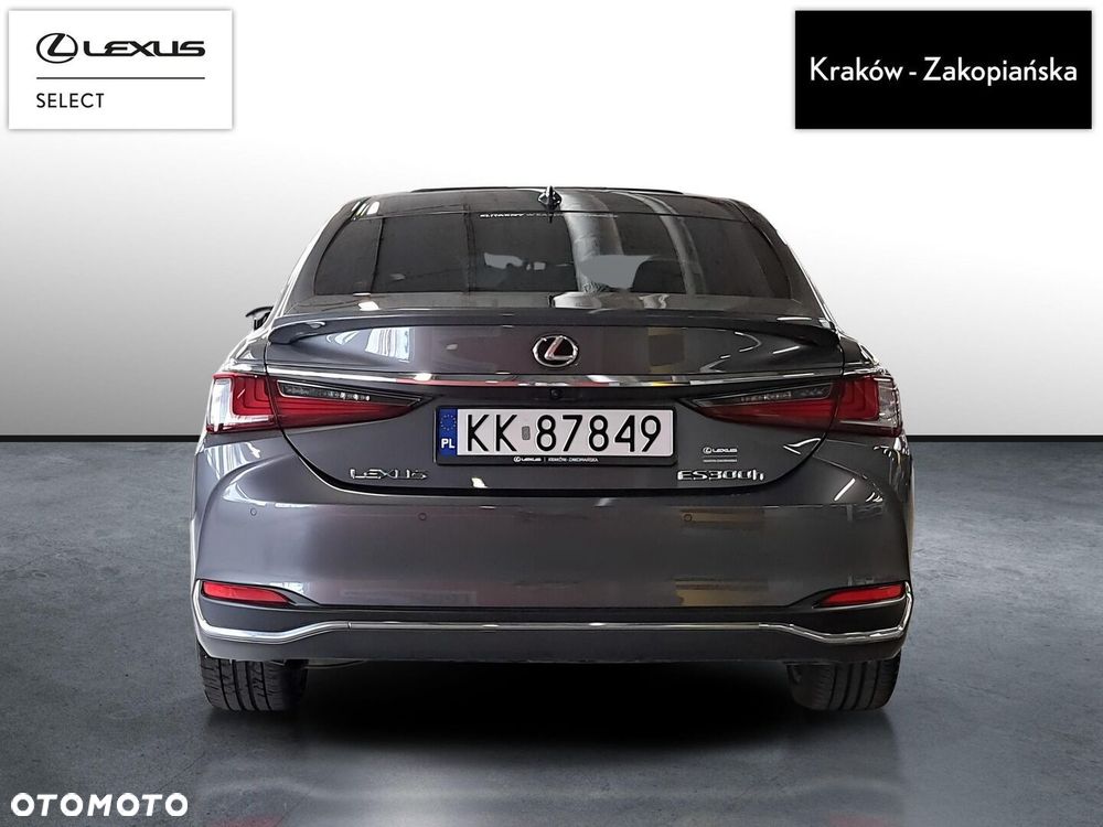 Lexus ES 300h Business Edition - 9