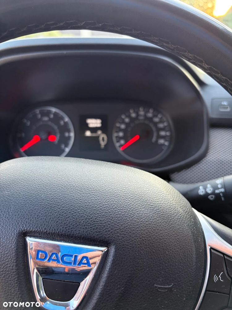 Dacia Jogger 1.0 TCe Comfort 7os - 11