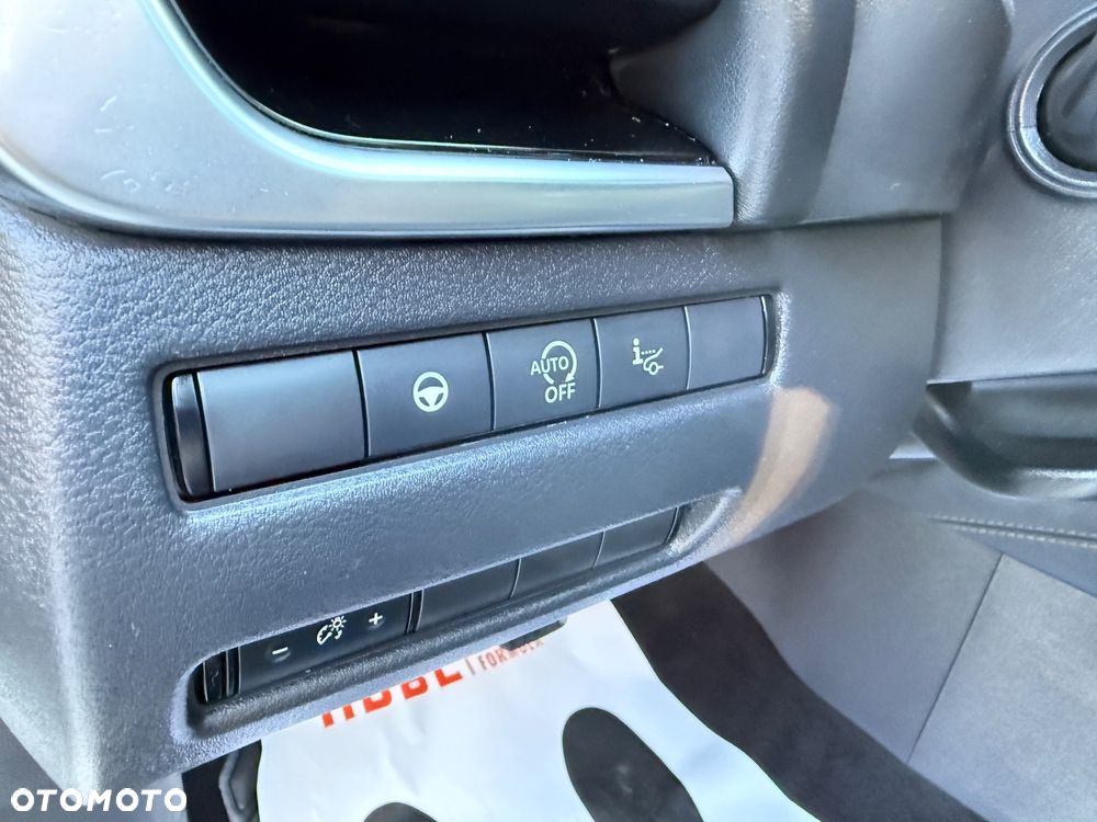 Nissan Qashqai 1.3 DIG-T MHEV Xtronic Tekna+ - 26