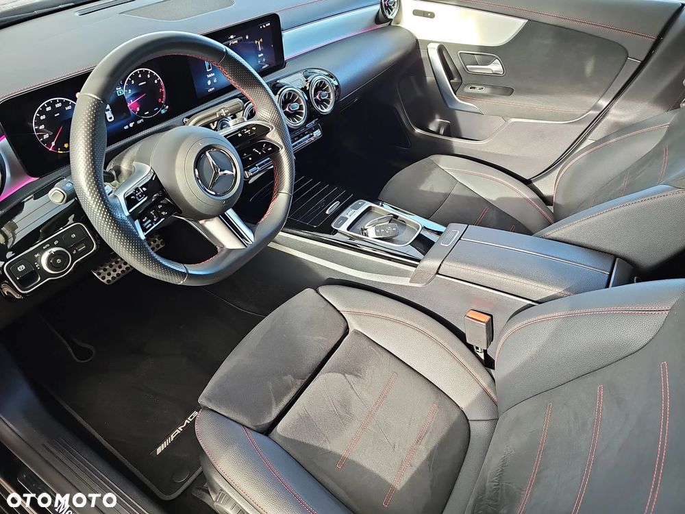 Mercedes-Benz CLA 200 mHEV AMG Line 7G-DCT - 13