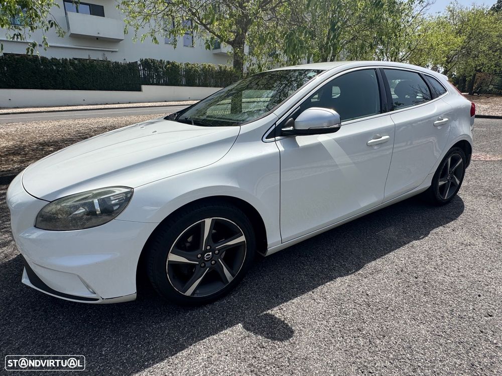 Volvo V40 1.6 D2 R-Design Momentum - 3