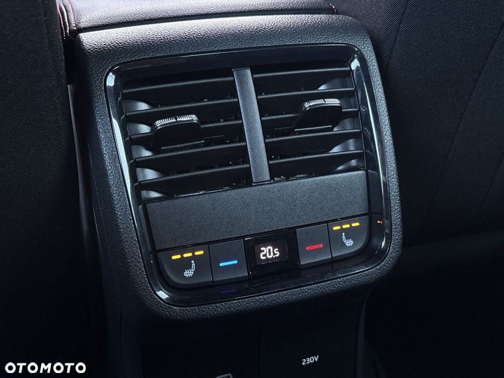 Skoda Octavia 2.0 TDI 4x4 RS DSG - 33
