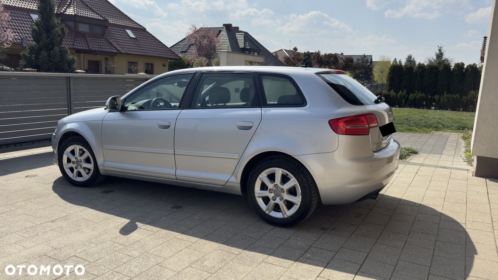 Audi A3 Sportback 2.0 TDI Attraction - 9