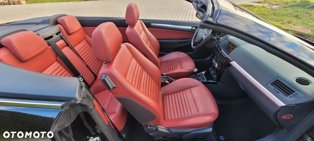 Opel Astra TwinTop 1.8 Cosmo - 8