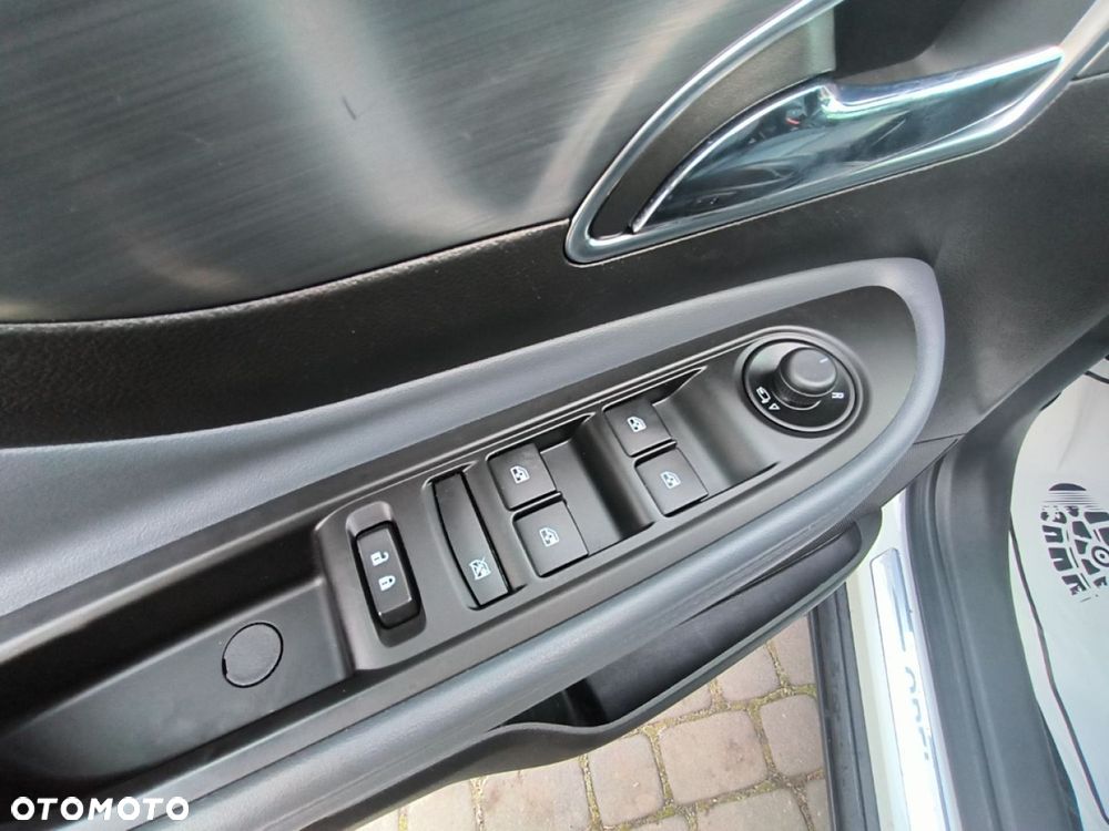 Opel Mokka - 12