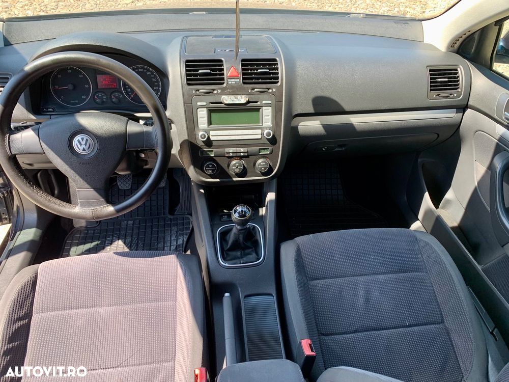 Volkswagen Jetta 1.9 TDI DPF Trendline - 8
