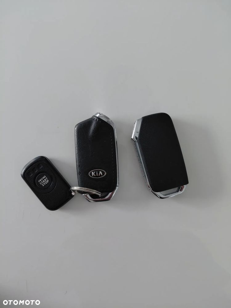 Kia Stinger 3.3 T-GDI AWD GT - 22