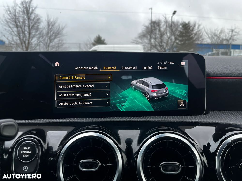 Mercedes-Benz A 220 4Matic 7G-DCT AMG Line - 24