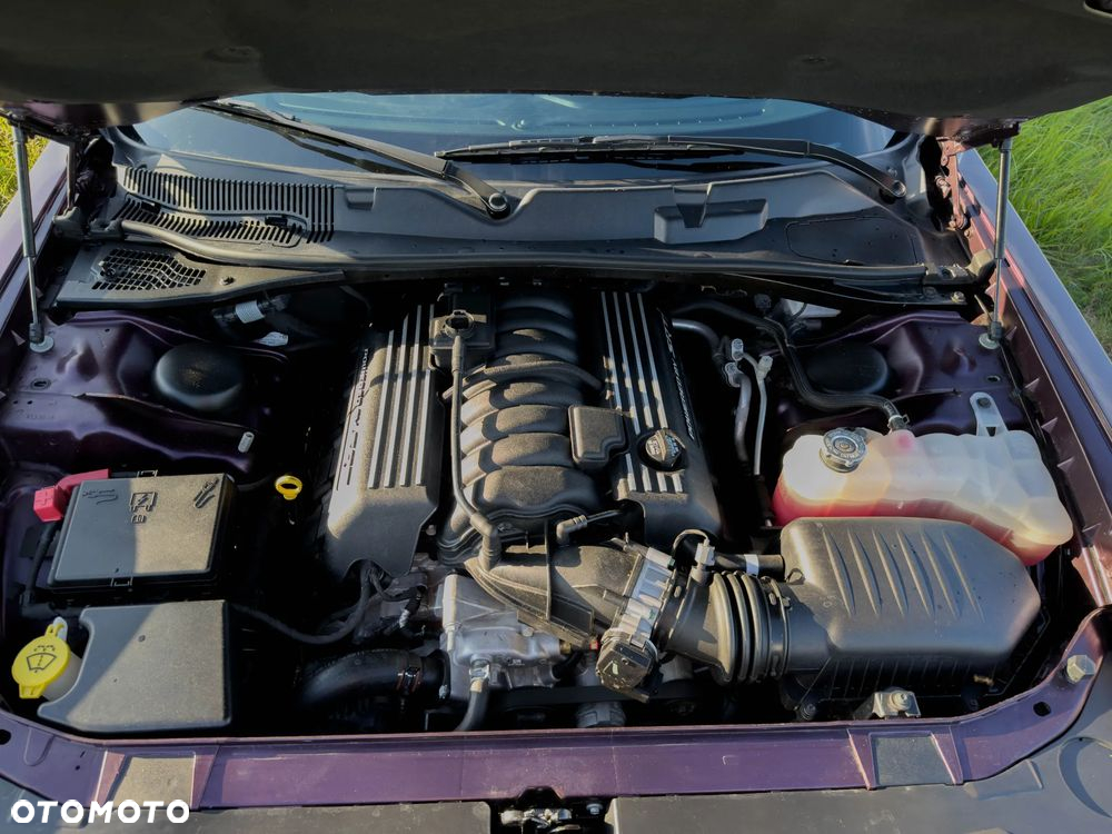 Dodge Challenger 6.4 Scat Pack - 12