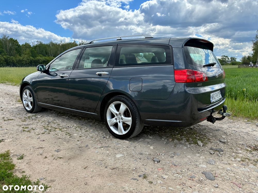 Honda Accord 2.0 i Executive - 12