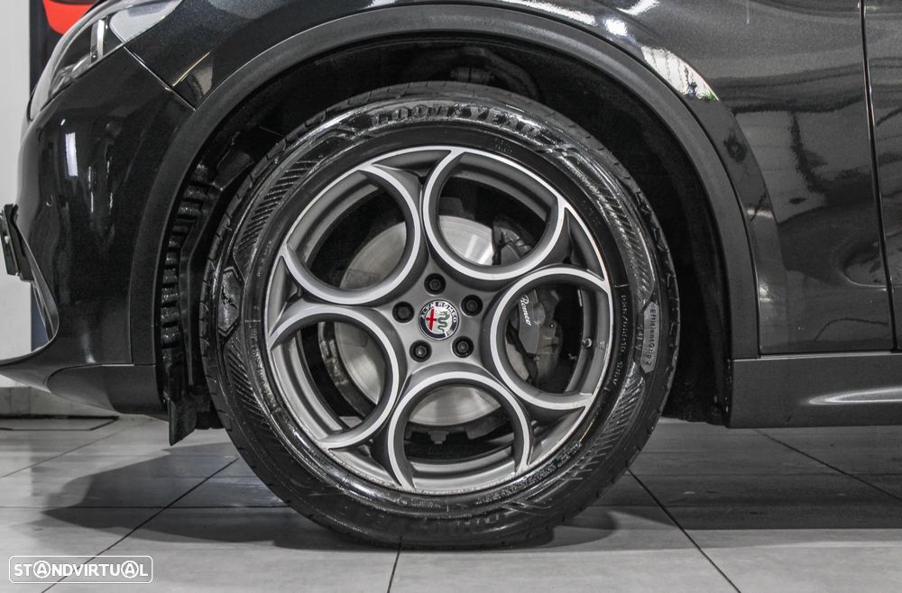 Alfa Romeo Stelvio 2.2 D Sprint AT8 - 11
