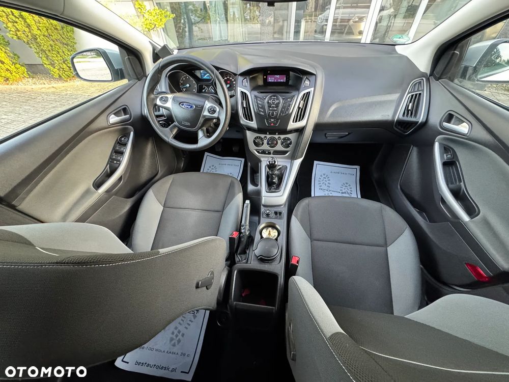 Ford Focus - 10