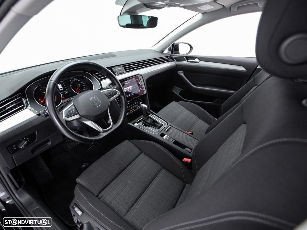 VW Passat Variant 2.0 TDI Business DSG - 7