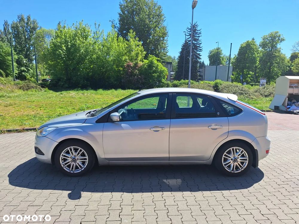 Ford Focus 1.6 Ghia - 4