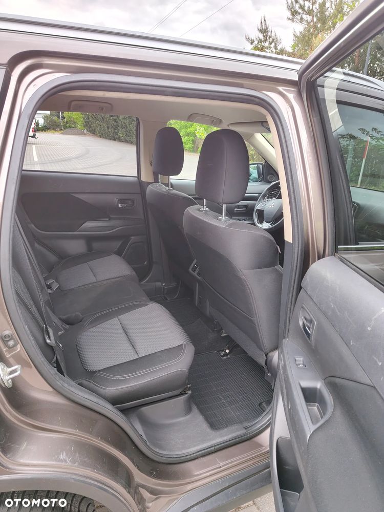 Mitsubishi Outlander 2.0 Intense + SDA 4WD CVT - 9