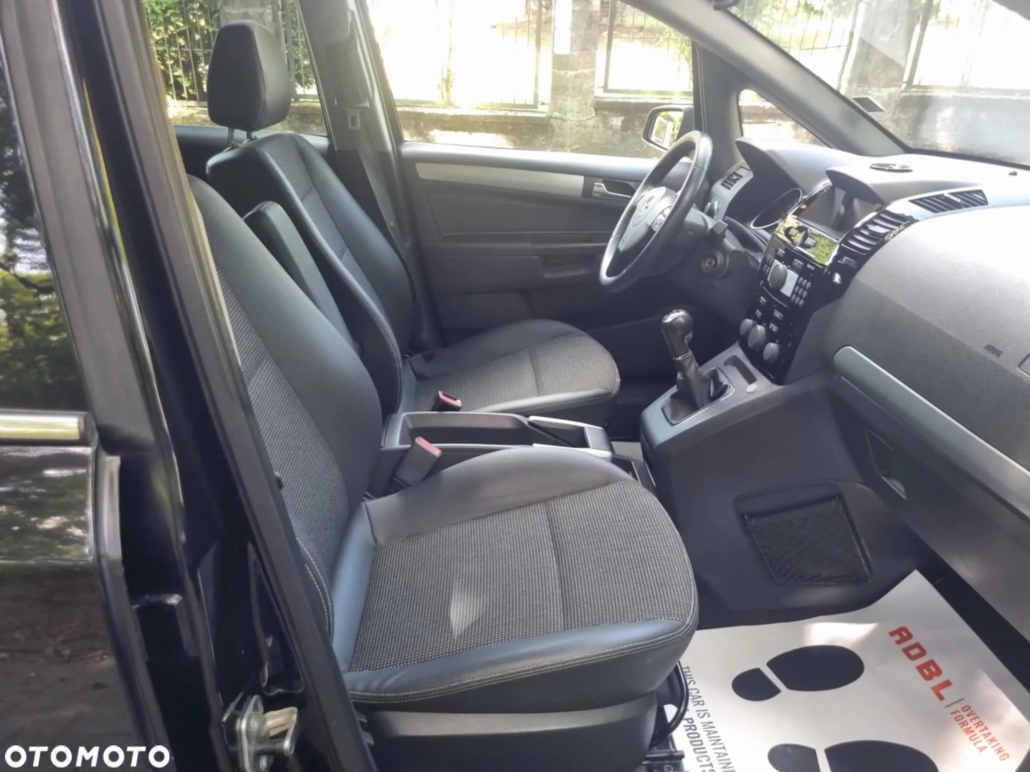 Opel Zafira - 13