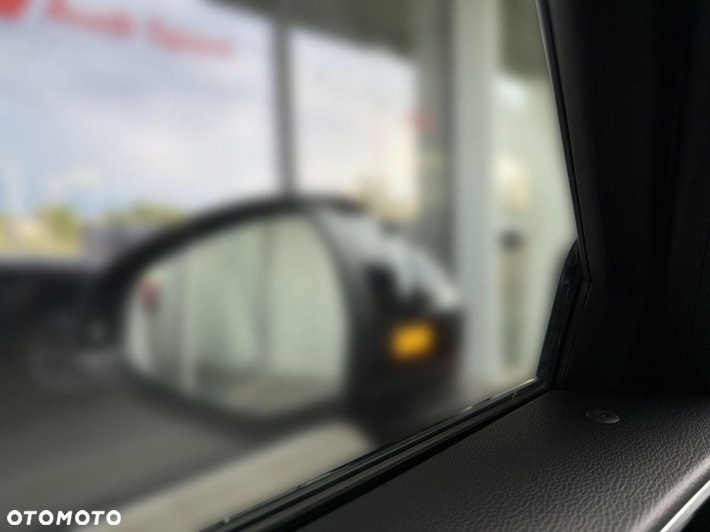 Audi A4 Avant 35 TFSI mHEV S Line S tronic - 26