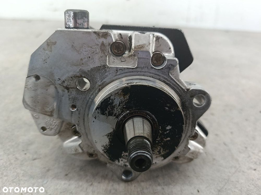 POMPA WTRYSKOWA BMW 3 E46 FL 7788670 0445010045  BOSCH 2.0 D 320d - 7