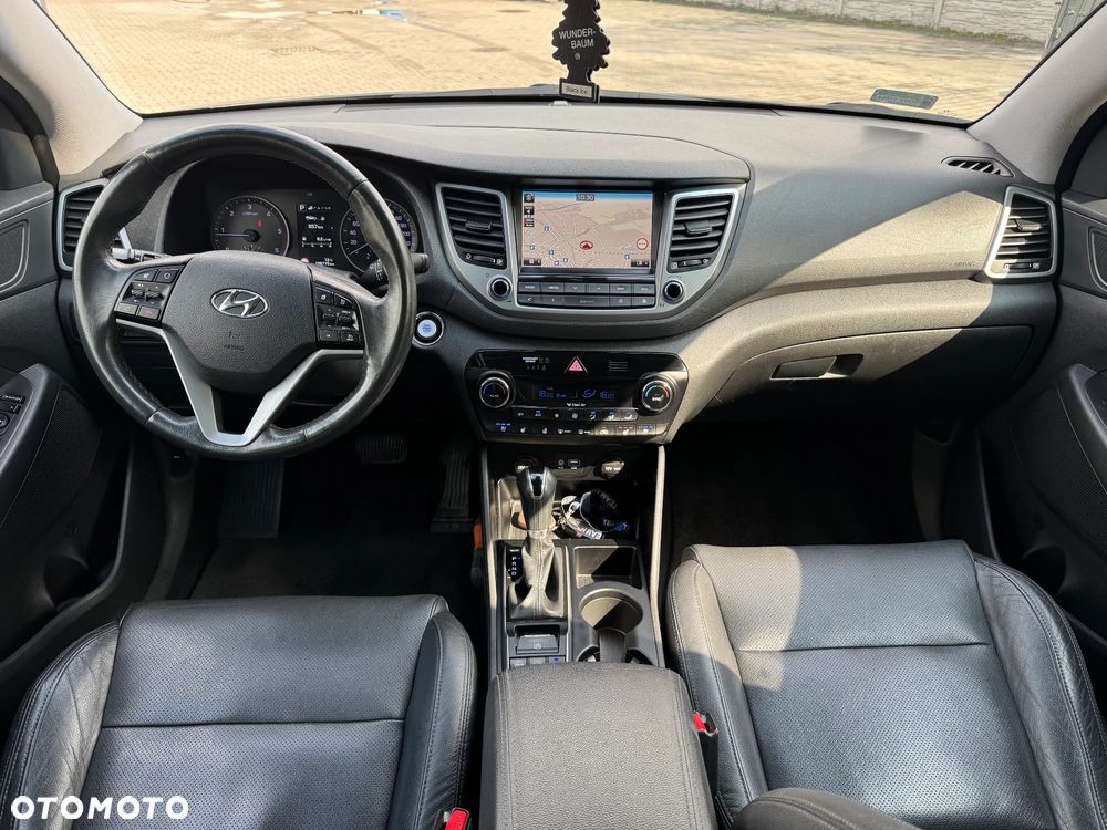 Hyundai Tucson blue 1.7 CRDi 2WD DCT Premium - 20