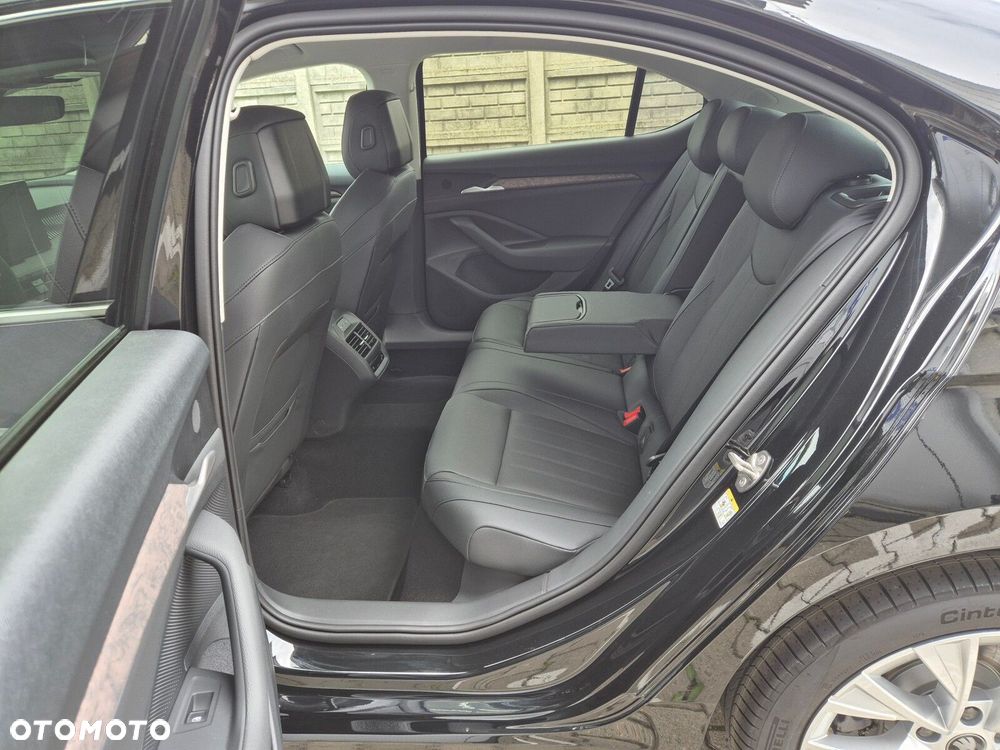 Skoda Superb 2.0 TDI SCR 4x4 L&K DSG - 22