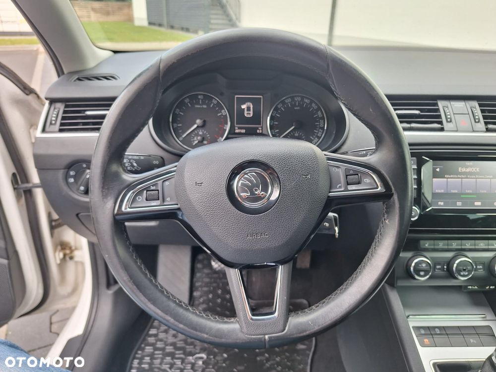 Skoda Octavia 1.8 TSI Edition - 35