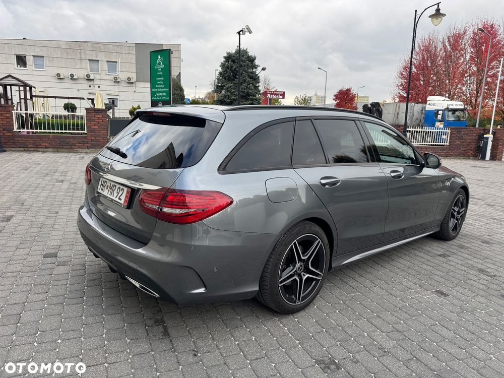 Mercedes-Benz Klasa C 220 d T 9G-TRONIC - 8