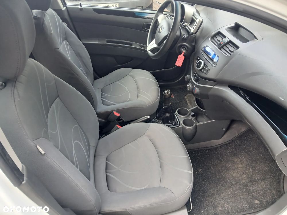 Chevrolet Spark 1.0 LS+ - 10