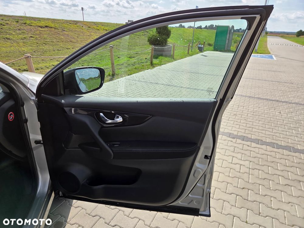 Nissan Qashqai 1.2 DIG-T 360 - 24