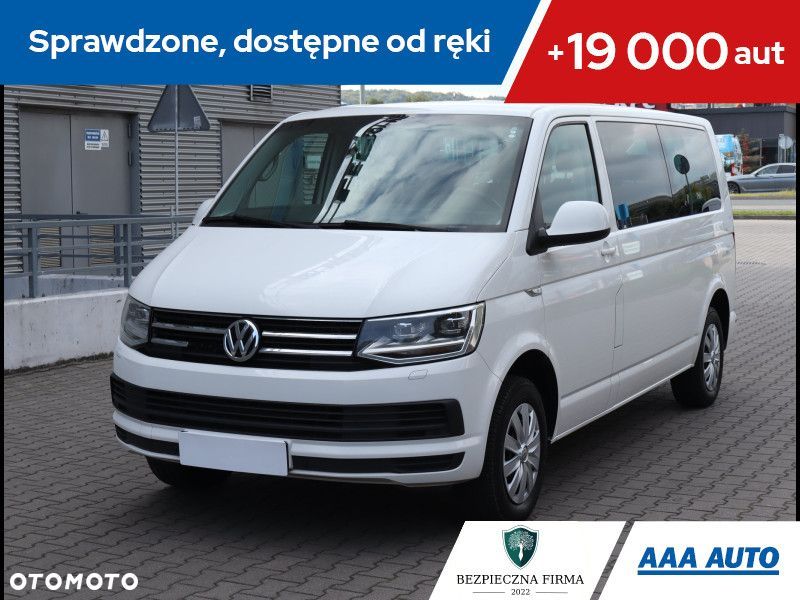 Volkswagen Caravelle - 1