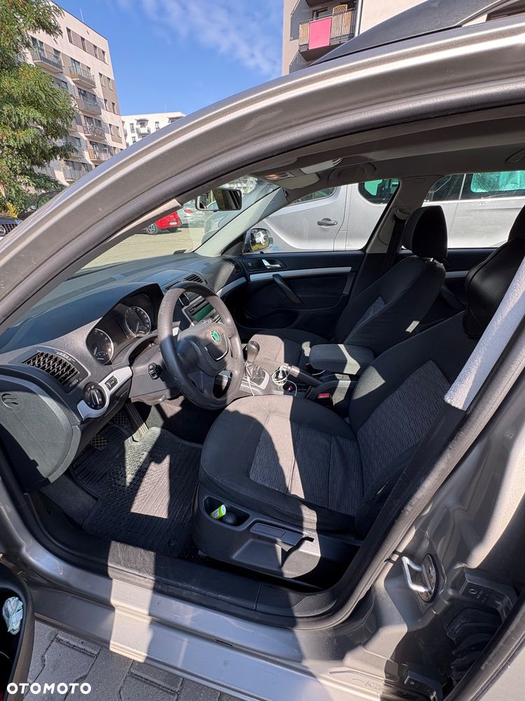Skoda Octavia 2.0 TDI Ambiente - 15
