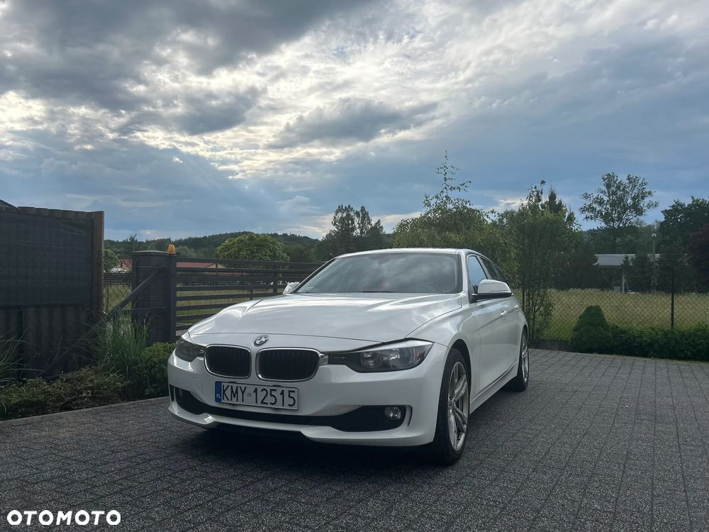 BMW Seria 3 318d - 6