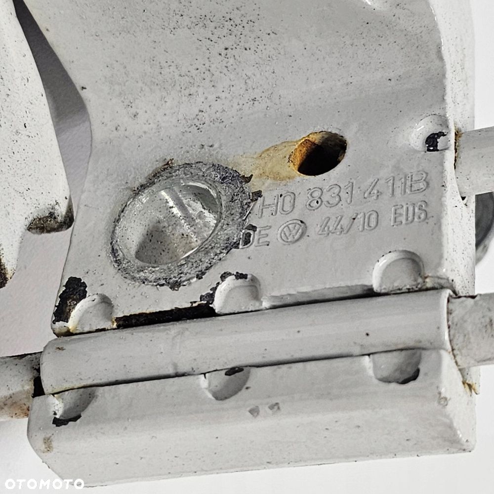 VW T5 zawias drzwi lewy dolny przód biały R902 7H0831411B - 2