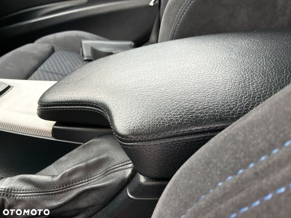 BMW Seria 3 320i M Sport - 19