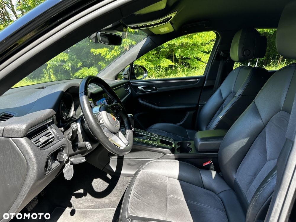 Porsche Macan Standard - 8
