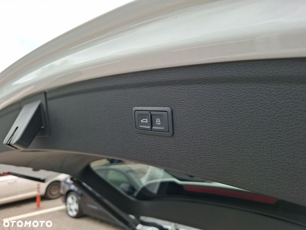 Audi Q5 40 TDI mHEV Quattro S Line S tronic - 28