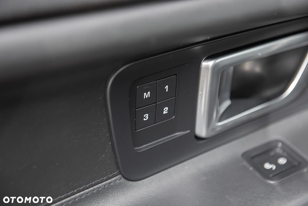 Land Rover Discovery Sport Si4 HSE - 18